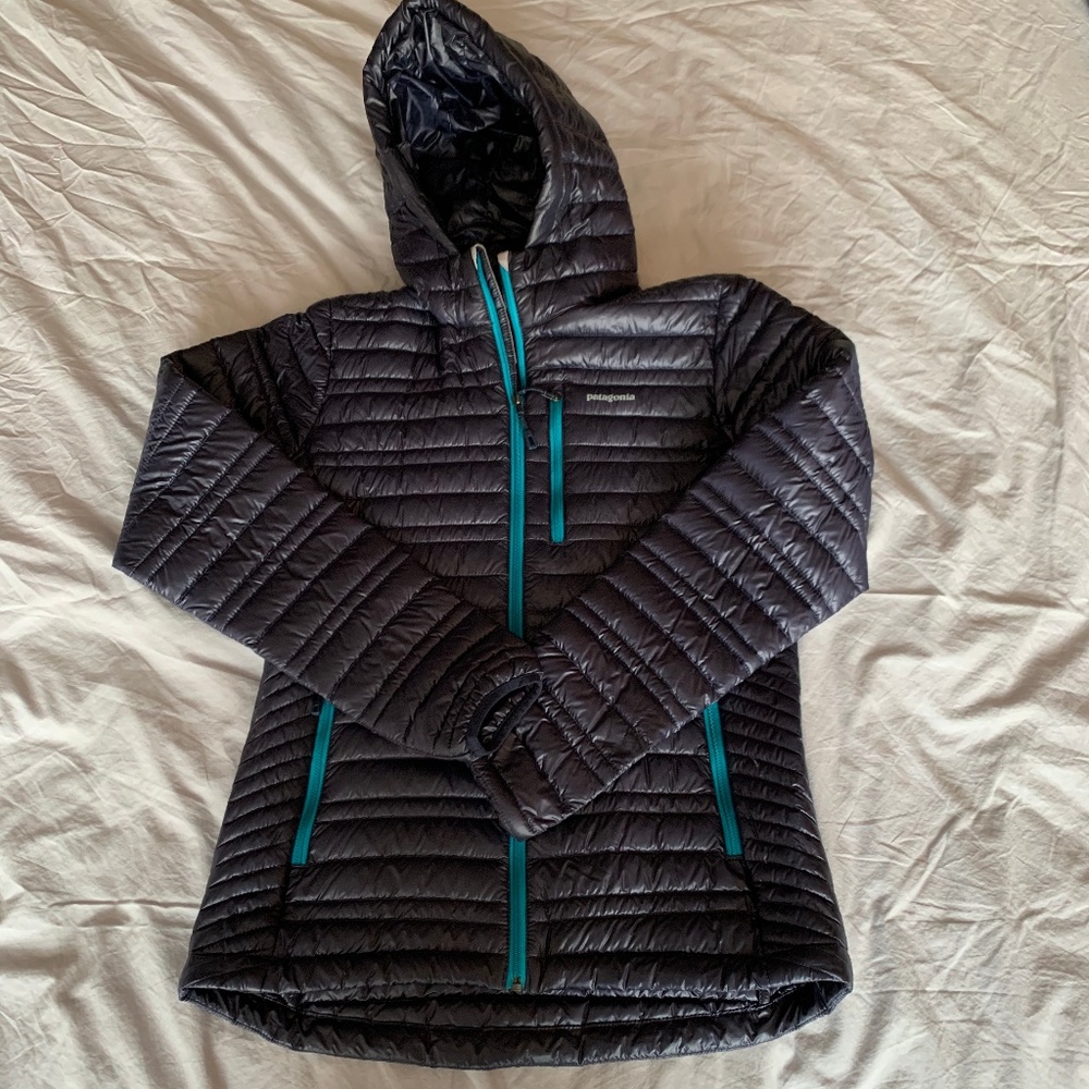 Patagonia Puffer Shell Jacket in Navy